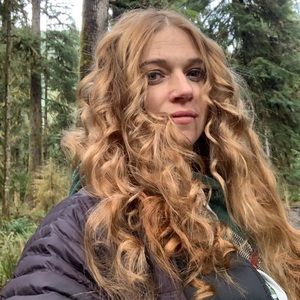 Meet your Posher, Ellen